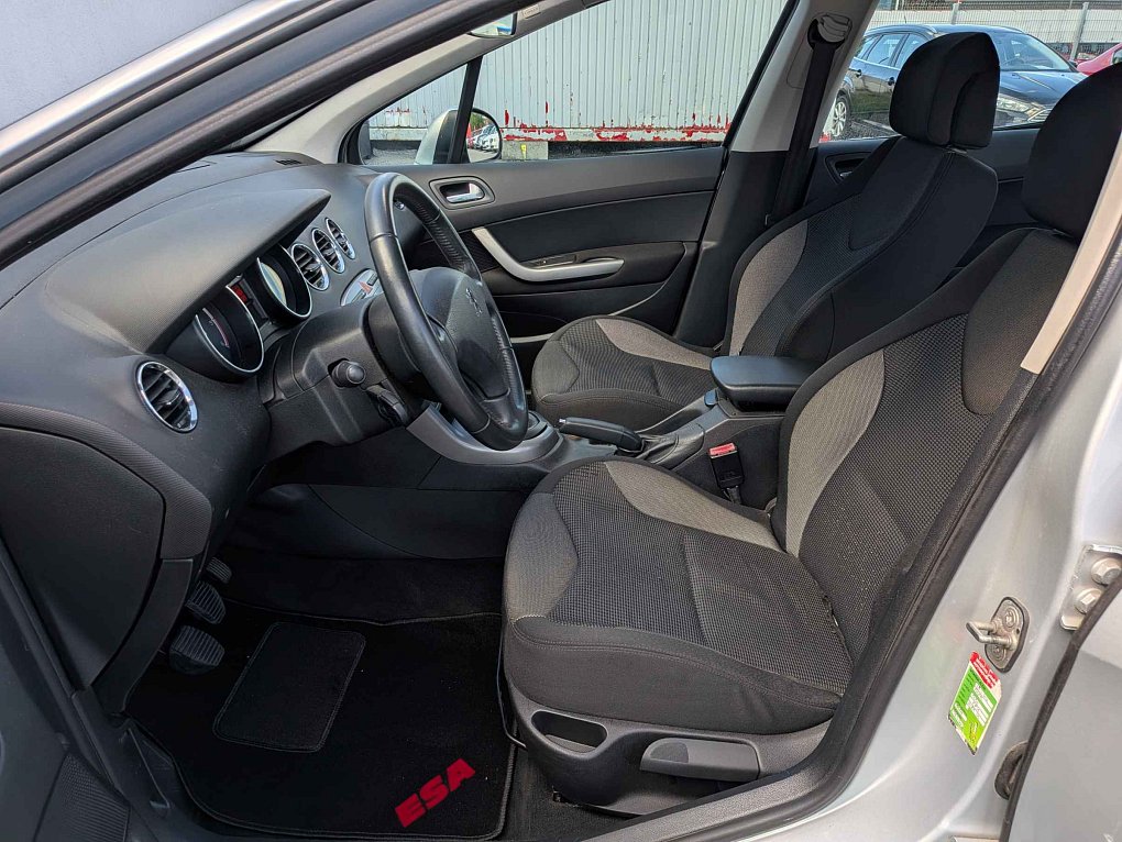 Peugeot 308 1.6 HDi 