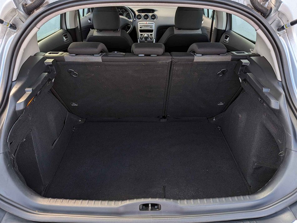 Peugeot 308 1.6 HDi 