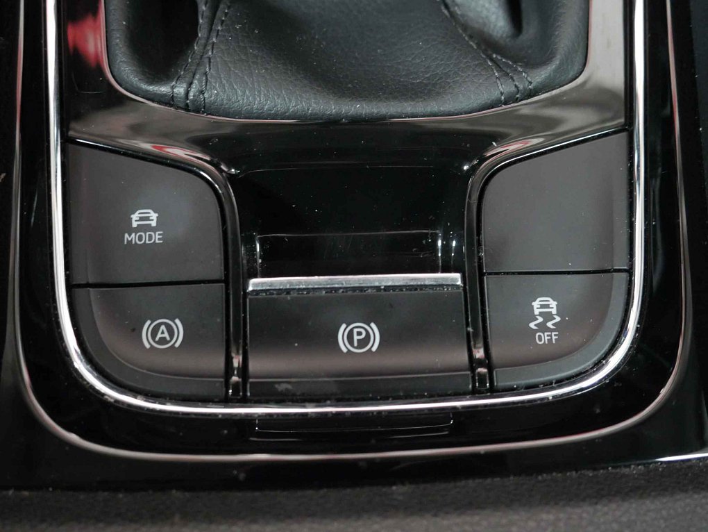Škoda Karoq 1.6 TDi Style
