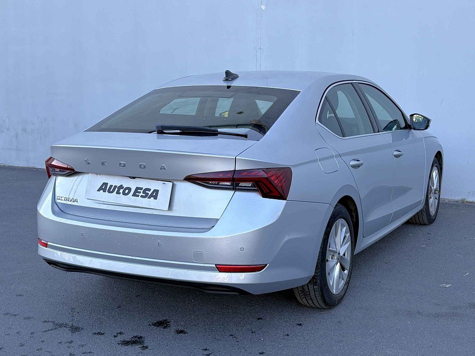 Škoda Octavia IV 1.5 TSi Style