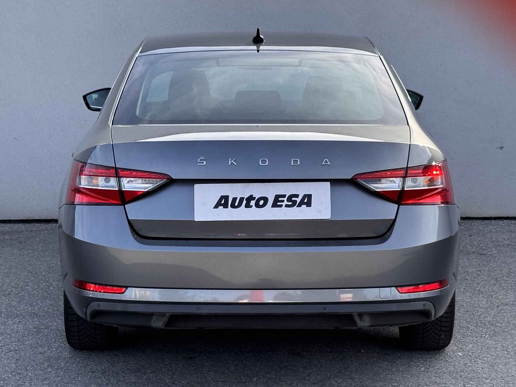 Škoda Superb III 2.0TDi Ambition