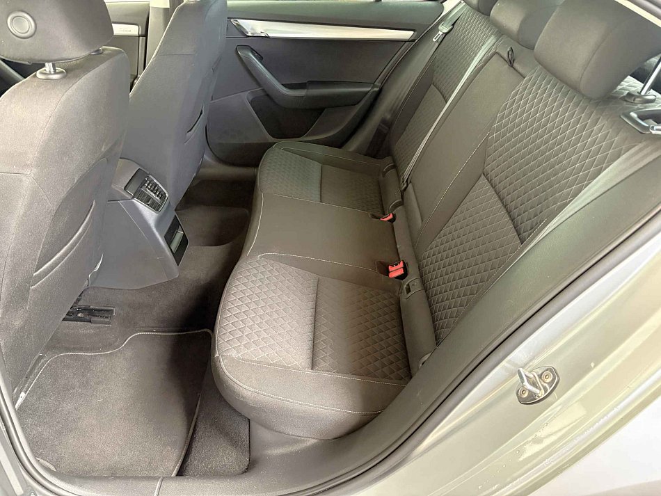 Škoda Octavia III 1.6 TDi 