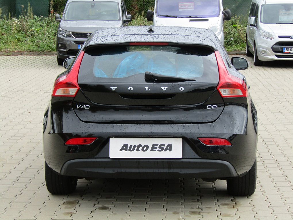 Volvo V40 2.0D 