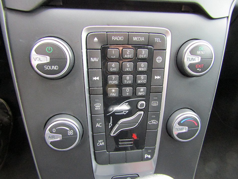 Volvo V40 2.0D 