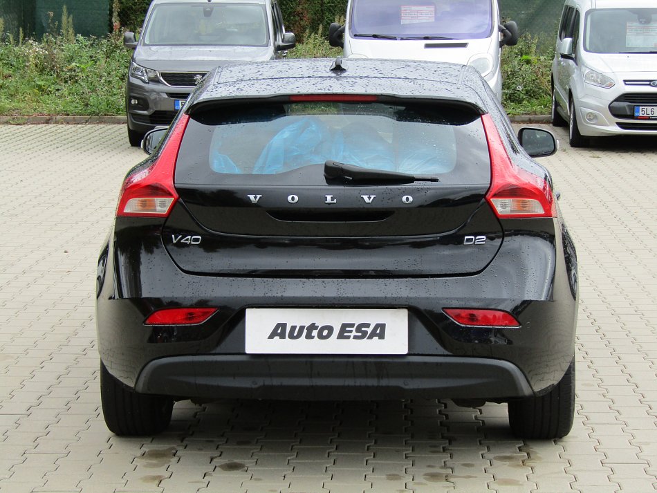 Volvo V40 2.0D 