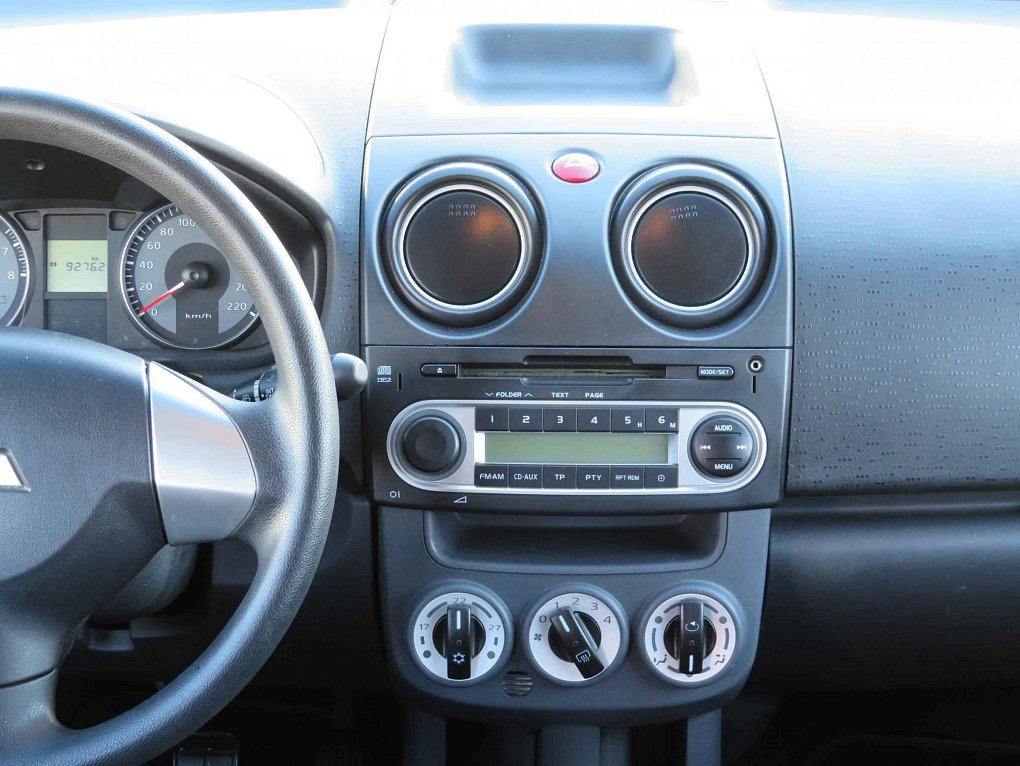 Mitsubishi Colt 1.3i 