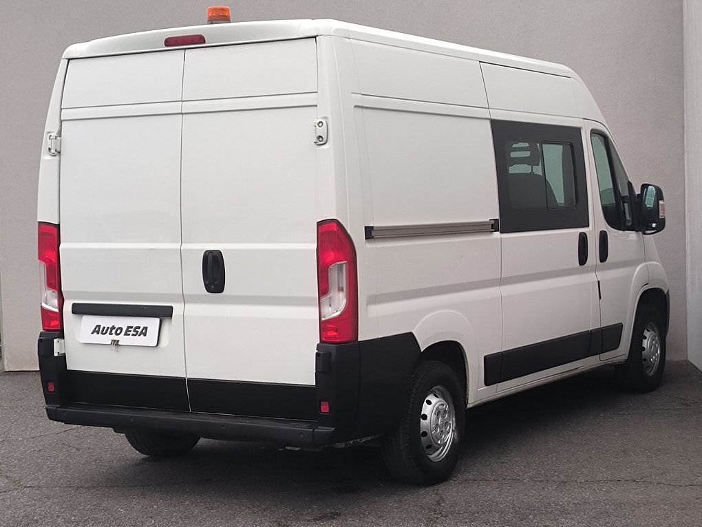 Citroën Jumper 2.2HDi  L2H2 6míst