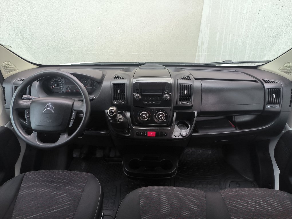 Citroën Jumper 2.2HDi  L2H2 6míst