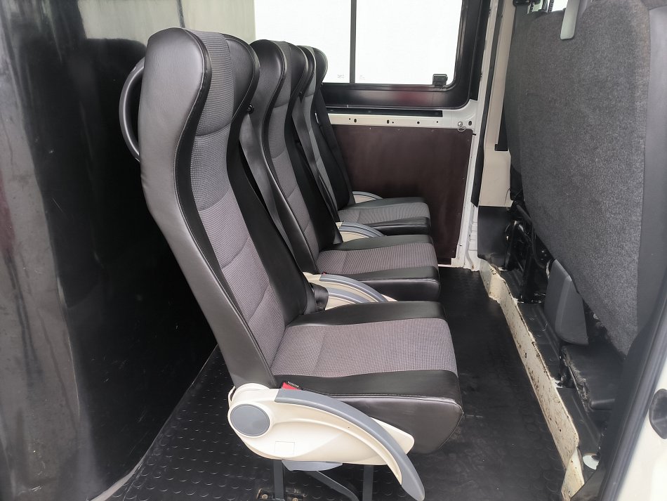 Citroën Jumper 2.2HDi  L2H2 6míst