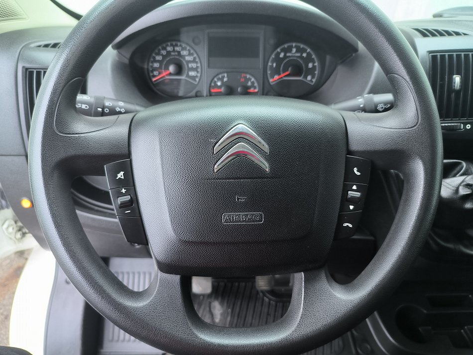 Citroën Jumper 2.2HDi  L2H2 6míst