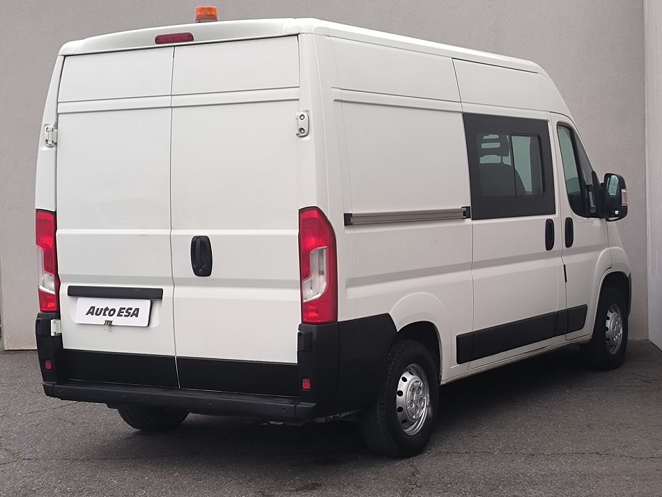 Citroën Jumper 2.2HDi  L2H2 6míst