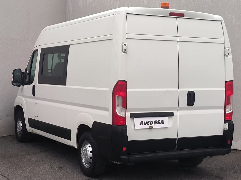 Citroën Jumper 2.2HDi  L2H2 6míst