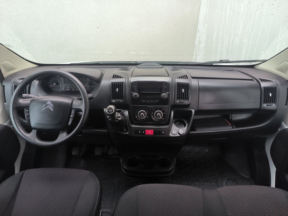 Citroën Jumper 2.2HDi  L2H2 6míst