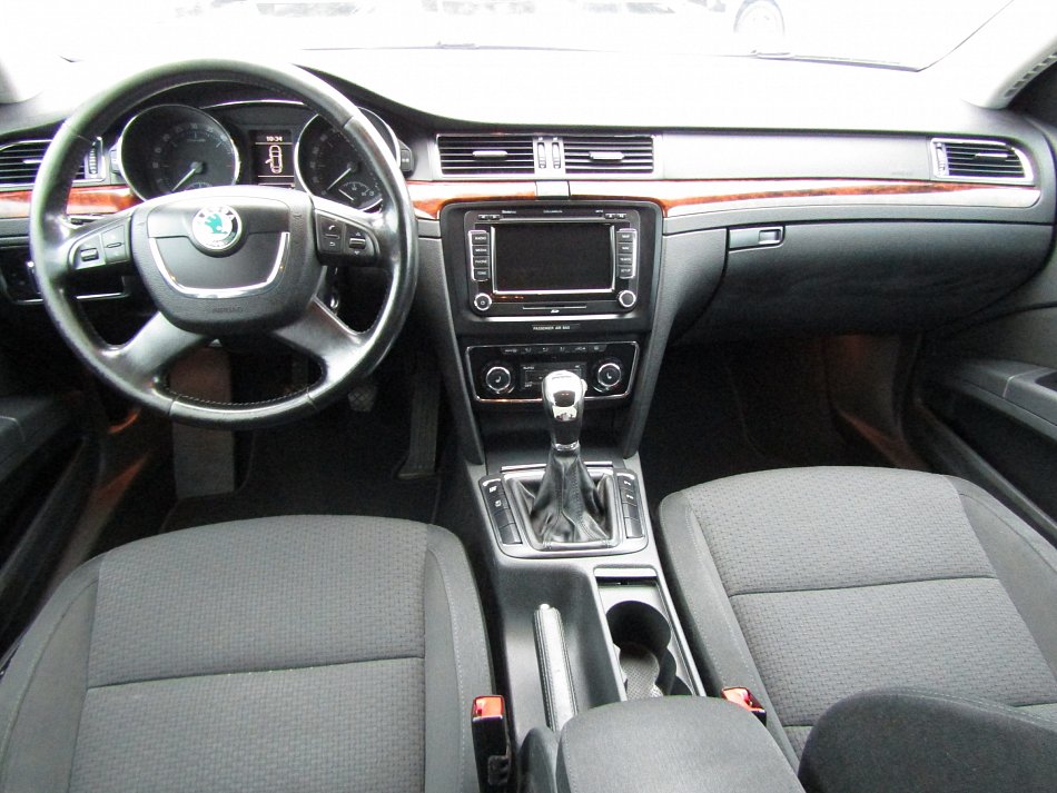 Škoda Superb II 2.0 TDi 