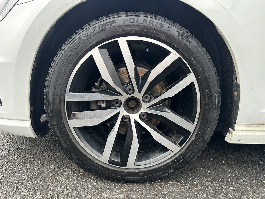 Volkswagen Golf 1.2TSI R-Line VII