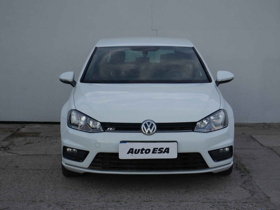 Volkswagen Golf 1.2TSI R-Line VII