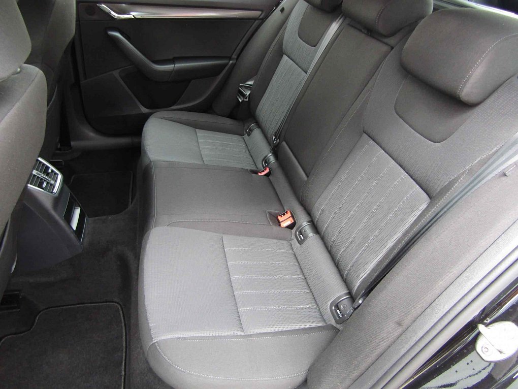 Škoda Octavia III 2.0 TDi Style