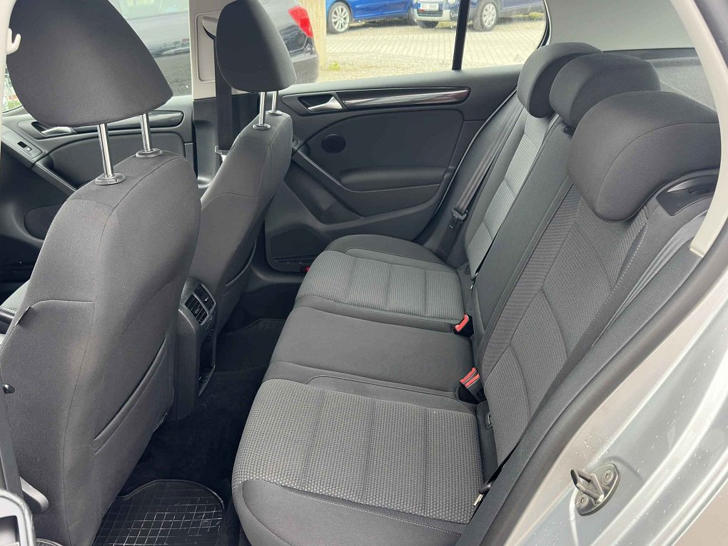 Volkswagen Golf 1.2TSI 