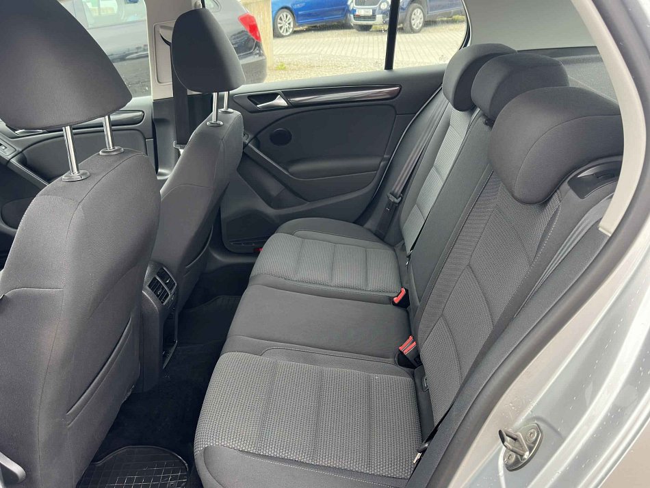 Volkswagen Golf 1.2TSI 