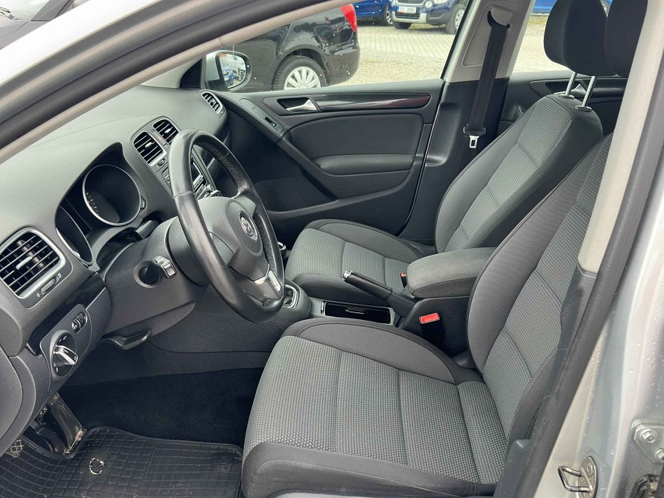 Volkswagen Golf 1.2TSI 