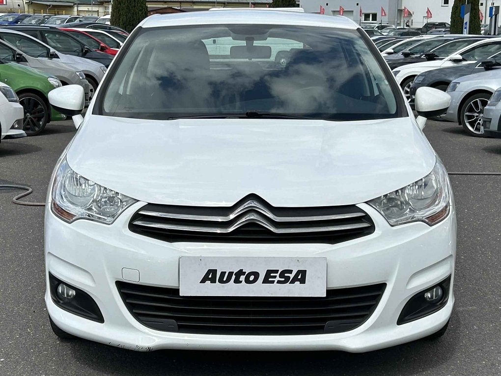 Citroën C4 1.4i 