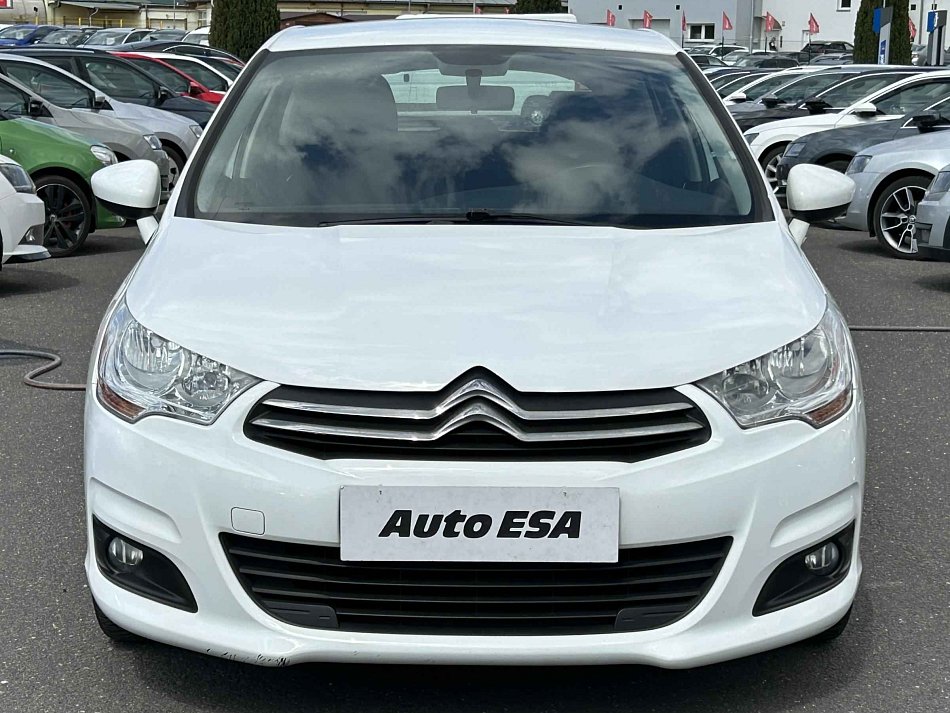 Citroën C4 1.4i 