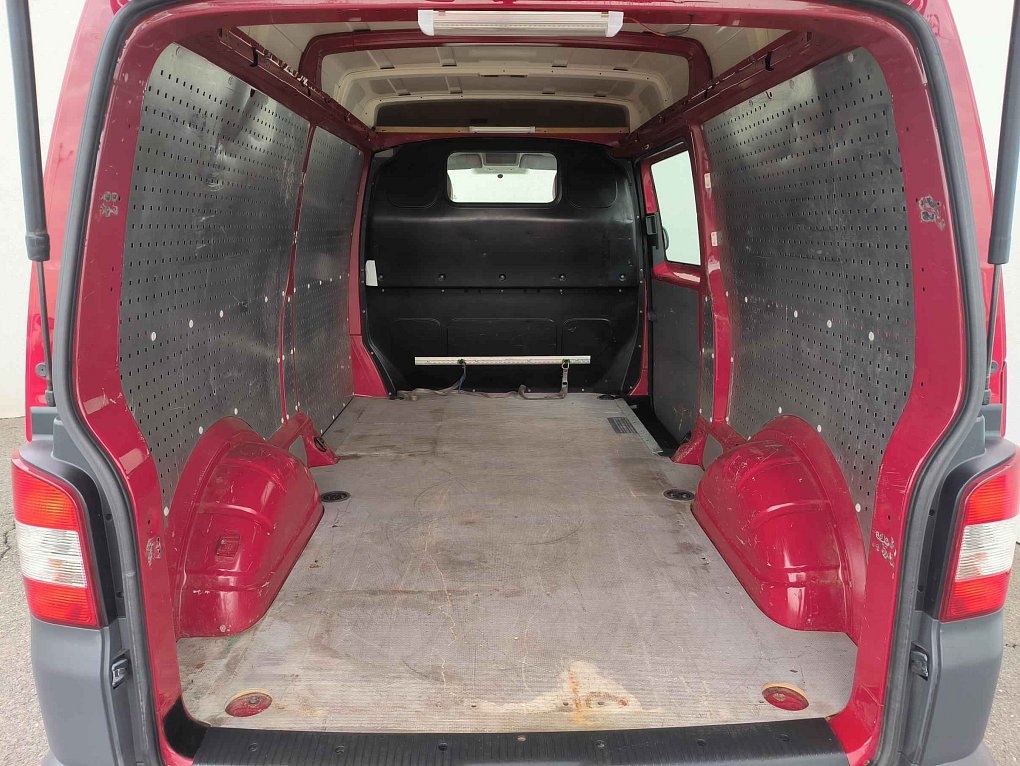 Volkswagen Transporter 2.0TDi  L2H2