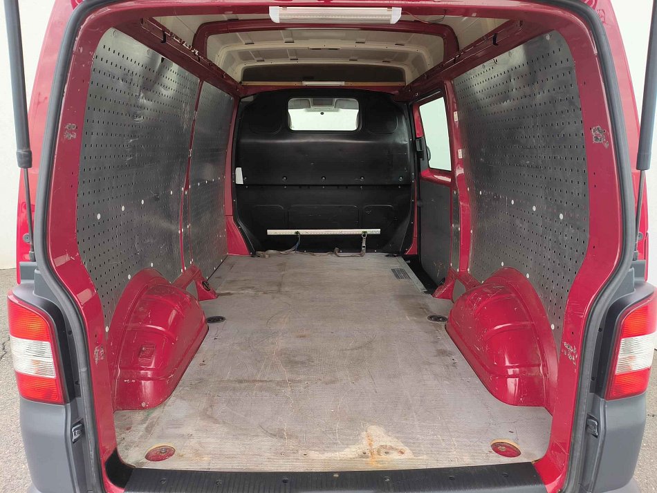Volkswagen Transporter 2.0TDi  L2H2