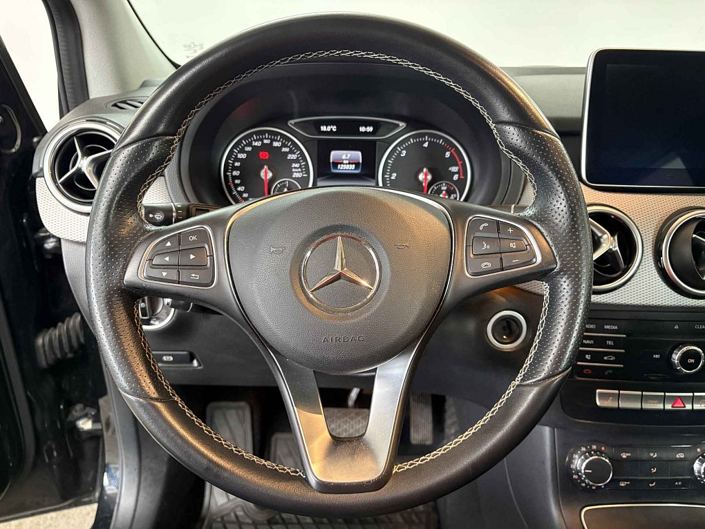 Mercedes-Benz Třída B 2.2 CDi  B200