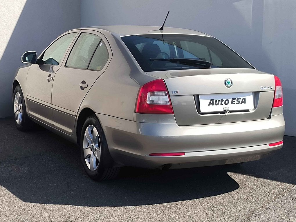 Škoda Octavia II 2.0 TDi Active