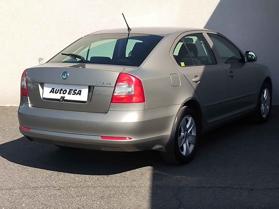 Škoda Octavia II 2.0 TDi Active