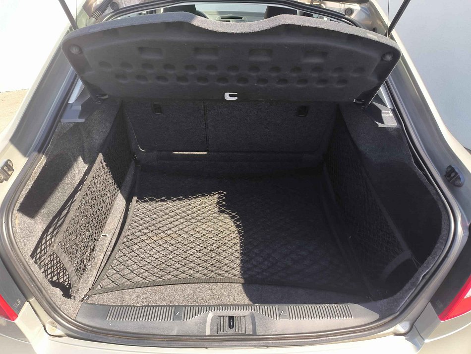 Škoda Octavia II 2.0 TDi Active