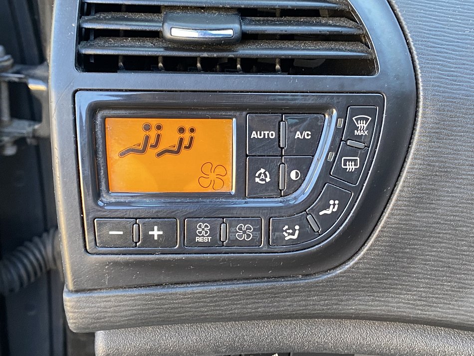 Citroën C4 Picasso 2.0i 