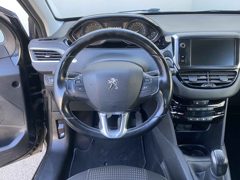 Peugeot 208 1.2PT Allure