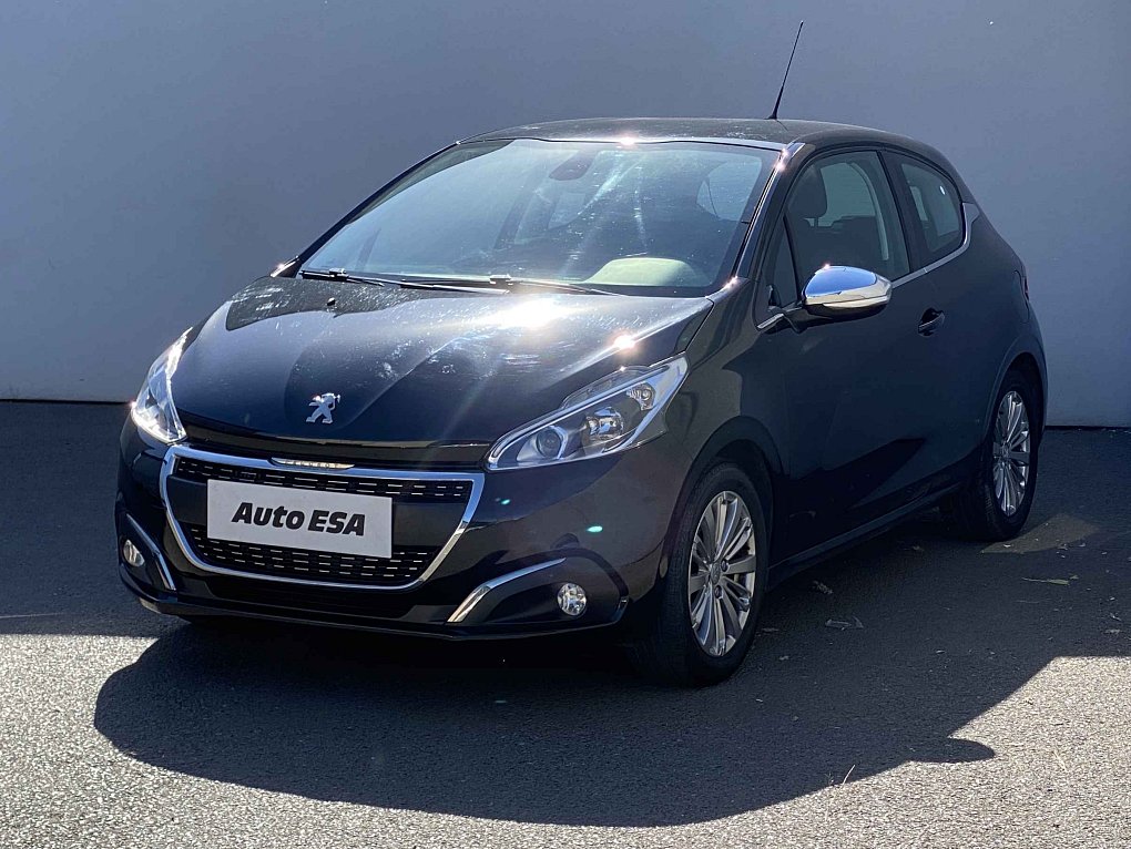 Peugeot 208 1.2PT Allure