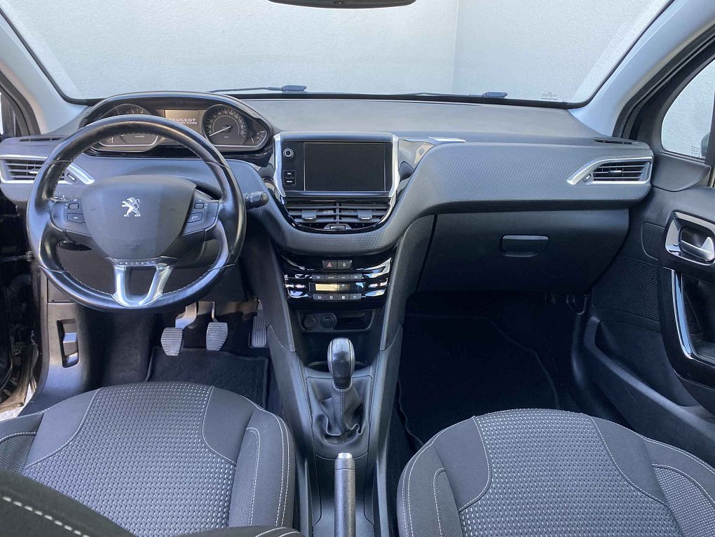 Peugeot 208 1.2PT Allure