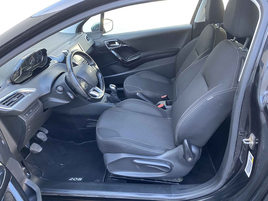 Peugeot 208 1.2PT Allure