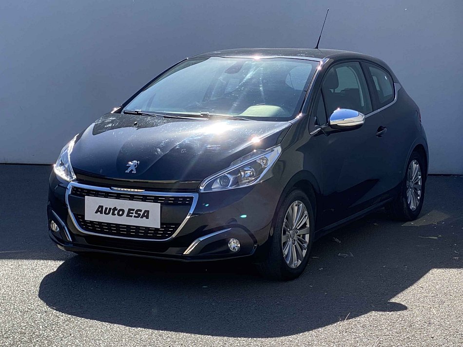 Peugeot 208 1.2PT Allure