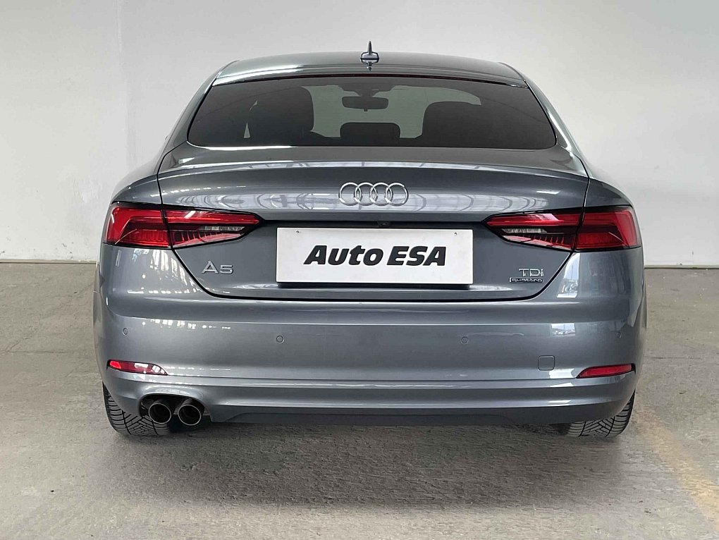 Audi A5 2.0TDi  Quattro