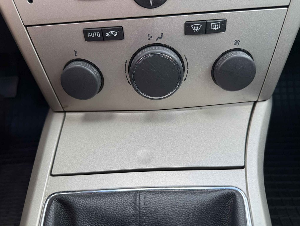 Opel Astra 1.6 i 