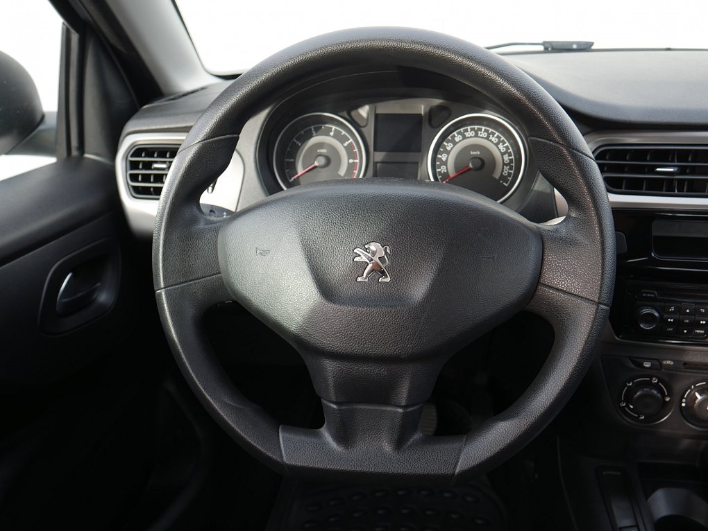 Peugeot 301 1.6 VTi Allure