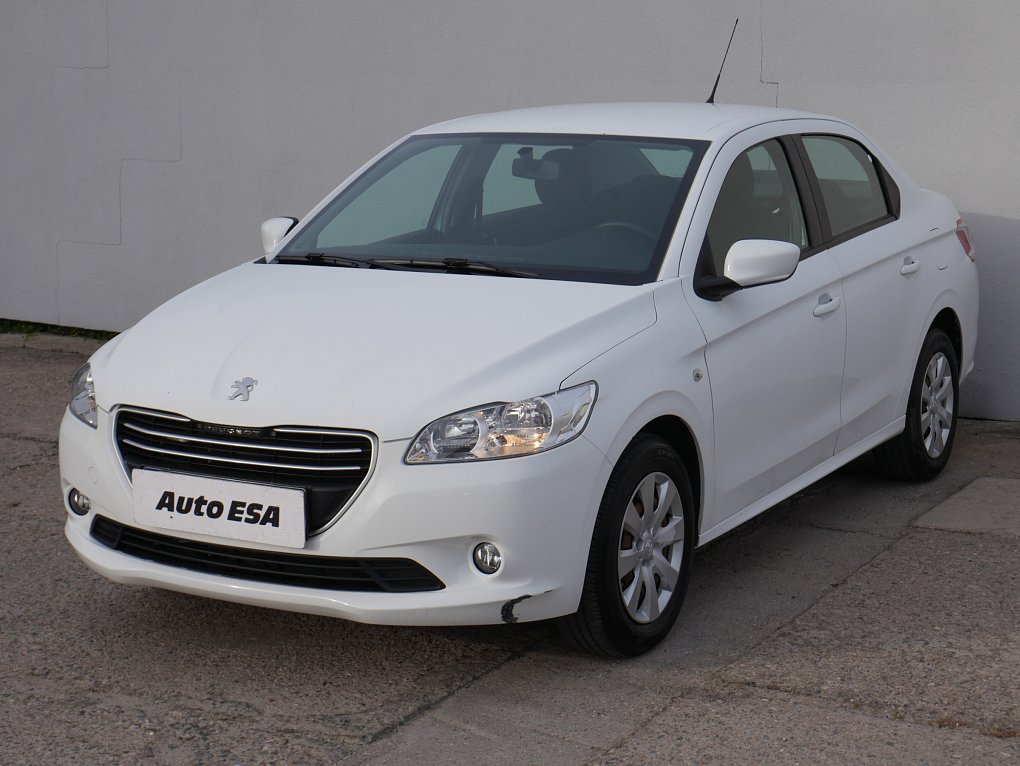 Peugeot 301 1.6 VTi Allure