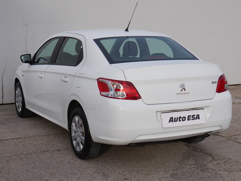 Peugeot 301 1.6 VTi Allure