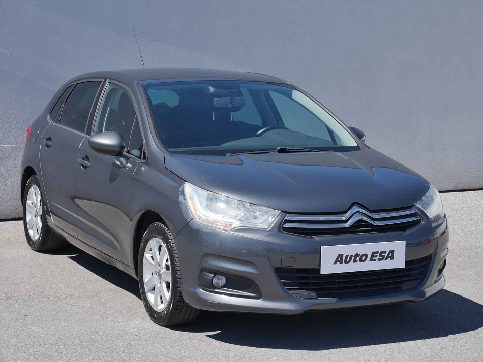 Citroën C4 1.4i 