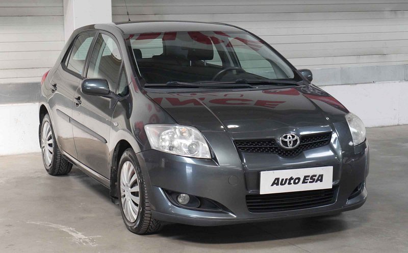 Toyota Auris 1.6 VVT-i 