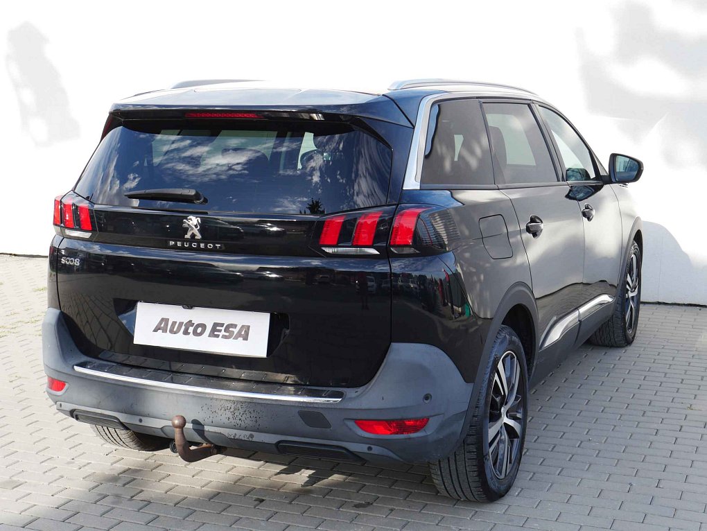 Peugeot 5008 1.2PT Allure