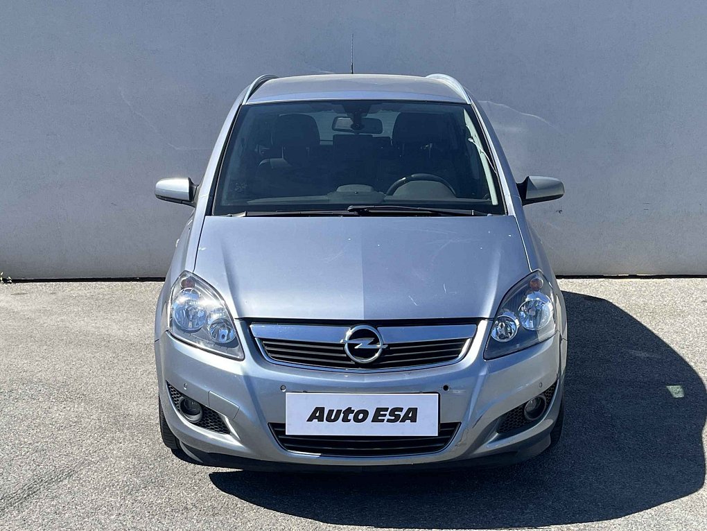 Opel Zafira 1.8 16V  7míst