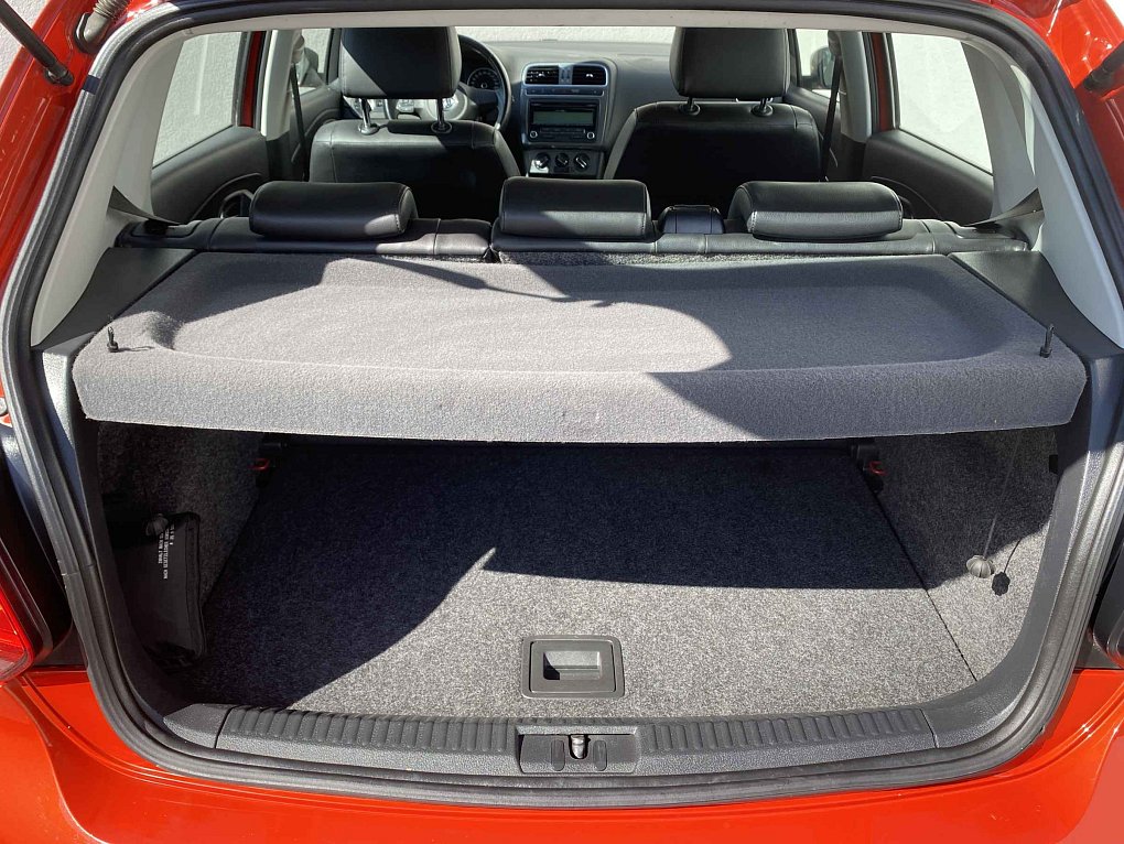 Volkswagen Polo 1.2 TSi CROSS
