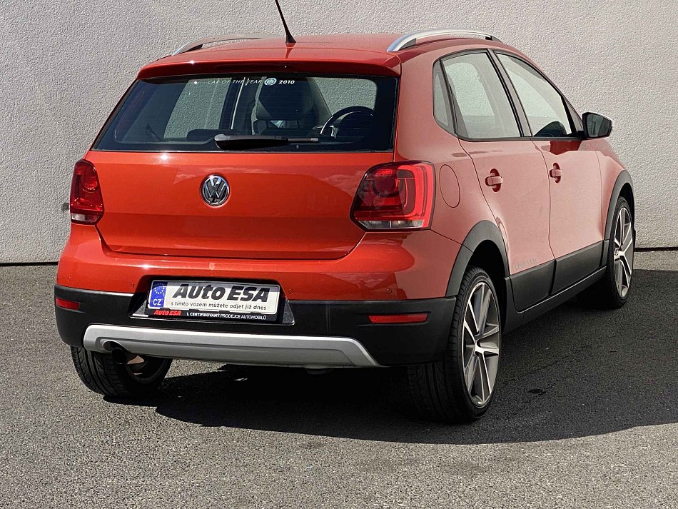 Volkswagen Polo 1.2 TSi CROSS