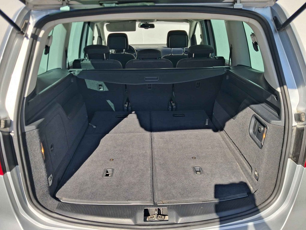 Volkswagen Sharan 2.0 TDi Life